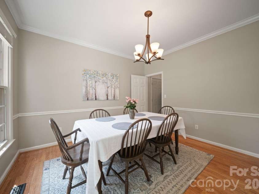 237 Windsor Forest Circle, Fletcher, NC 28732.  MLS# CAR4393564, YatesRealty ID 32088. 