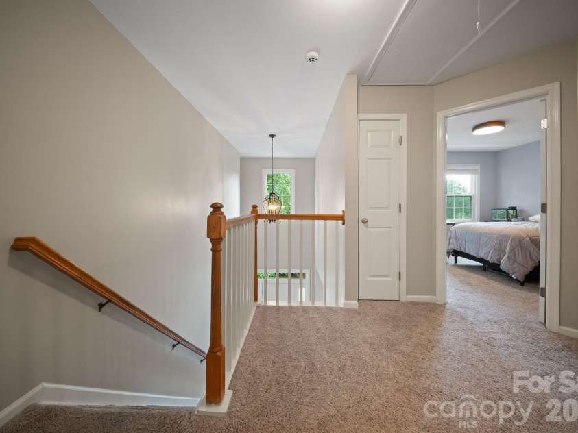 237 Windsor Forest Circle, Fletcher, NC 28732.  MLS# CAR4393564, YatesRealty ID 32088. 