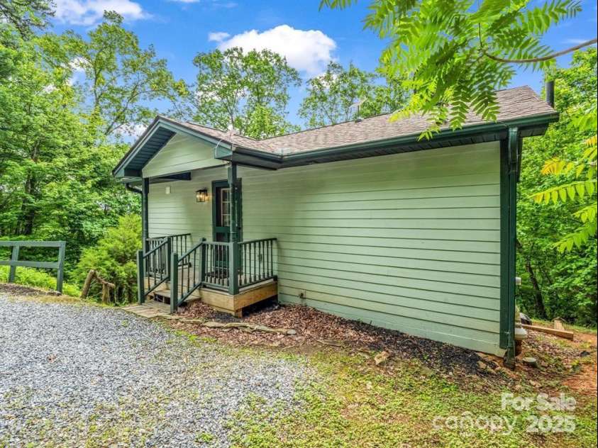 119 Celestial Way, Mill Spring, NC 28756.  MLS# CAR4328281, YatesRealty ID 3209. 