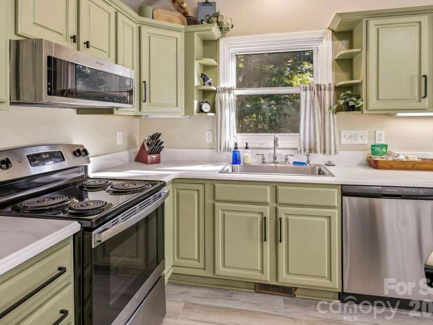 119 Celestial Way, Mill Spring, NC 28756.  MLS# CAR4431566, YatesRealty ID 3209. 