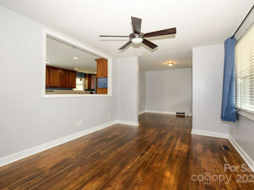 303 Cedarwood Lane, Matthews, NC 28104.  MLS# CAR4238100, YatesRealty ID 3209. 