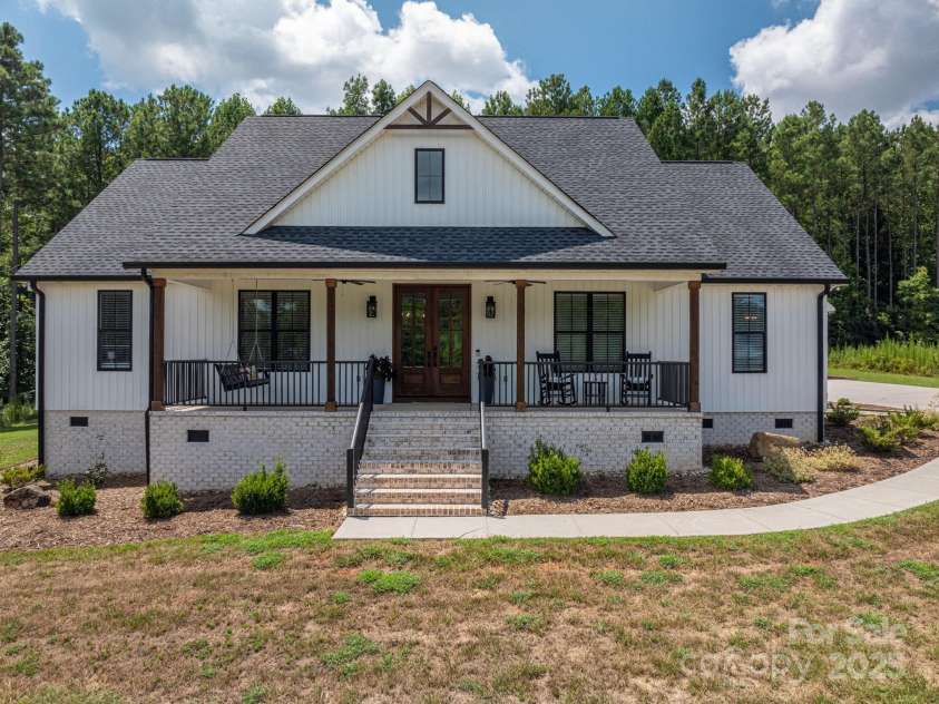 5182 Star Magnolia Court, Clover, SC 29710.  MLS# CAR4286650, YatesRealty ID 32090. 