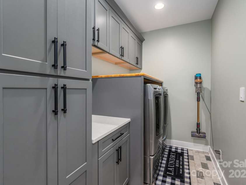 5182 Star Magnolia Court, Clover, SC 29710.  MLS# CAR4286650, YatesRealty ID 32090. 