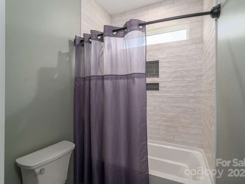 5182 Star Magnolia Court, Clover, SC 29710.  MLS# CAR4286650, YatesRealty ID 32090. 