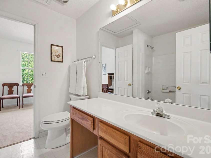 9132 Charminster Court, Charlotte, NC 28269.  MLS# CAR4394963, YatesRealty ID 32090. 