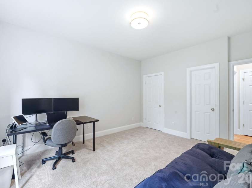 16408 Sutters Run Lane, Huntersville, NC 28078.  MLS# CAR4374635, YatesRealty ID 32092. 