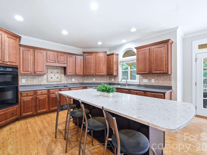 16408 Sutters Run Lane, Huntersville, NC 28078.  MLS# CAR4374635, YatesRealty ID 32092. 