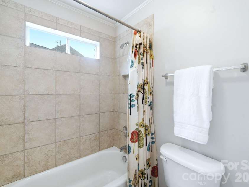 16408 Sutters Run Lane, Huntersville, NC 28078.  MLS# CAR4374635, YatesRealty ID 32092. 