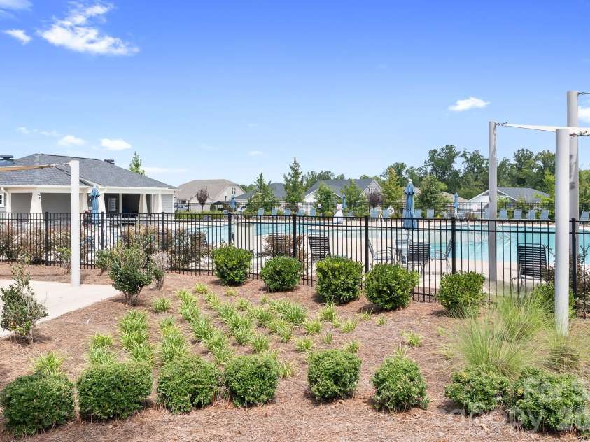 1909 Lotus Lane, Denver, NC 28037.  MLS# CAR4361345, YatesRealty ID 32093. 