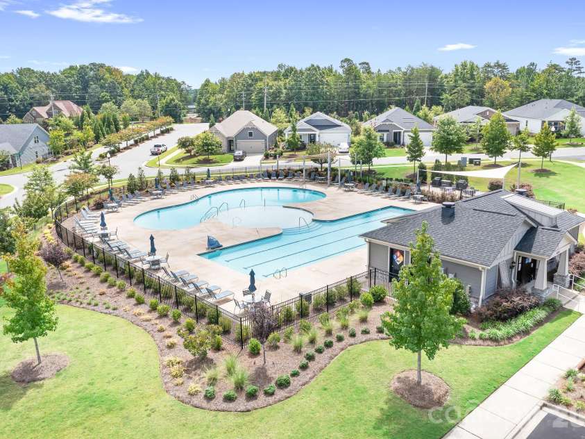 1909 Lotus Lane, Denver, NC 28037.  MLS# CAR4361345, YatesRealty ID 32093. 
