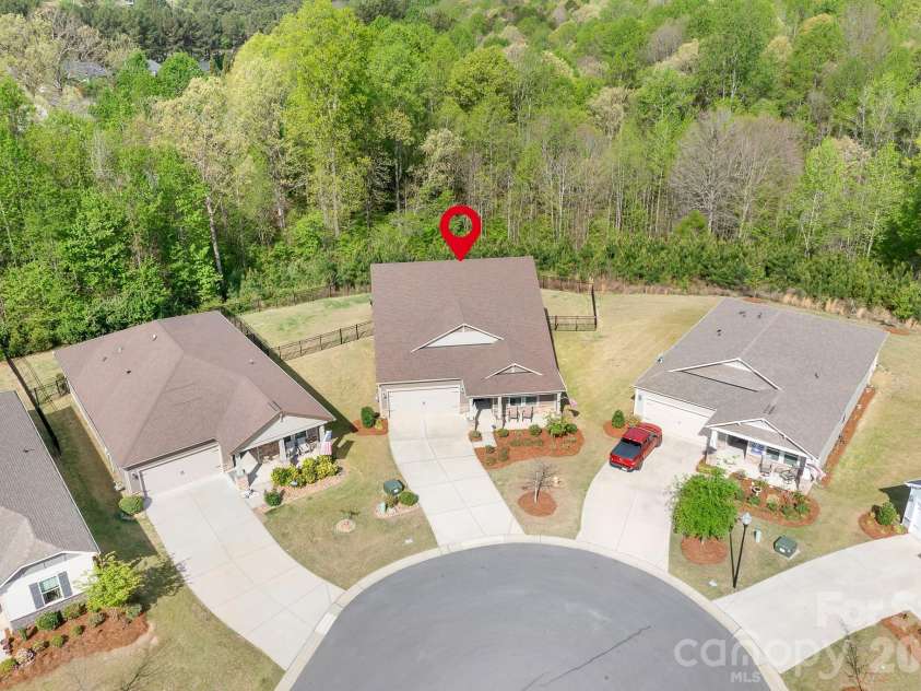 1909 Lotus Lane, Denver, NC 28037.  MLS# CAR4361345, YatesRealty ID 32093. 