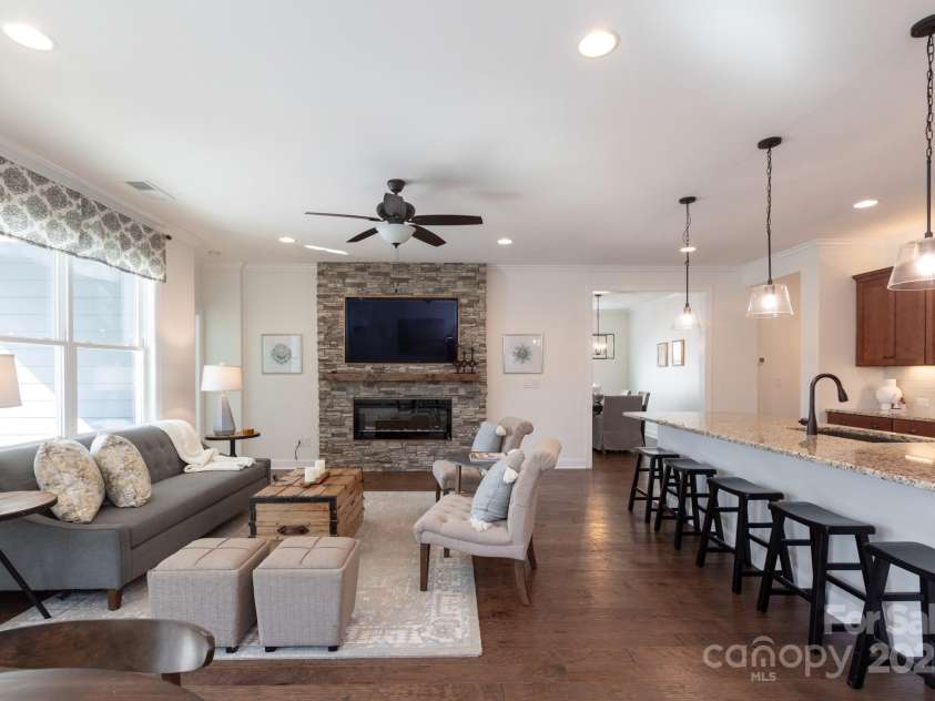 5002 Looking Glass Trail, Denver, NC 28037.  MLS# CAR4309059, YatesRealty ID 32093. 