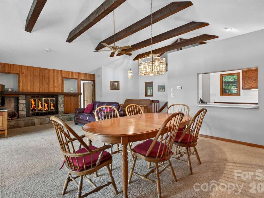 118 Gagama Court, Brevard, NC 28712.  MLS# CAR4369667, YatesRealty ID 32094. Dining area