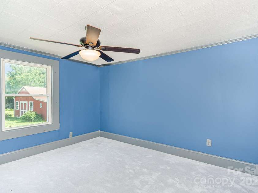 439 Neisler Road, Concord, NC 28025.  MLS# CAR4271277, YatesRealty ID 32095. 