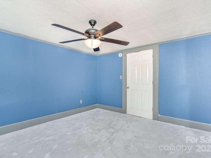 439 Neisler Road, Concord, NC 28025.  MLS# CAR4271277, YatesRealty ID 32095. 