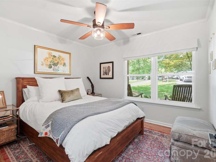 4431 Garris Road, Charlotte, NC 28209.  MLS# CAR4391695, YatesRealty ID 32095. 