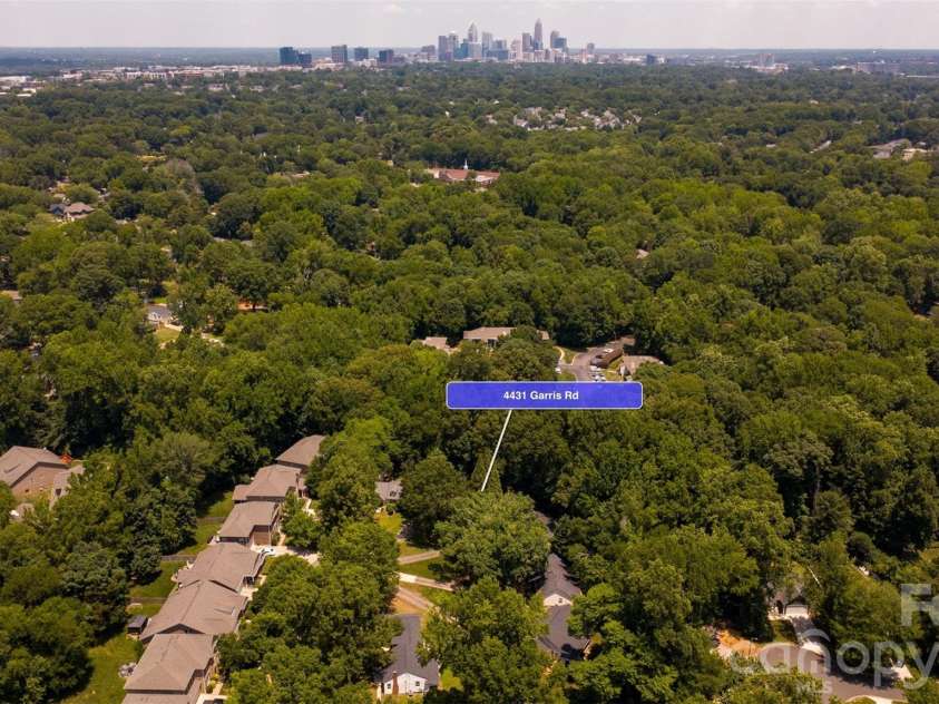4431 Garris Road, Charlotte, NC 28209.  MLS# CAR4391695, YatesRealty ID 32095. 