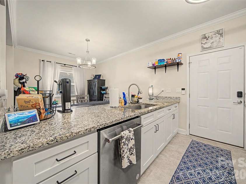 309 James Street, Gastonia, NC 28052.  MLS# CAR4395558, YatesRealty ID 32096. 