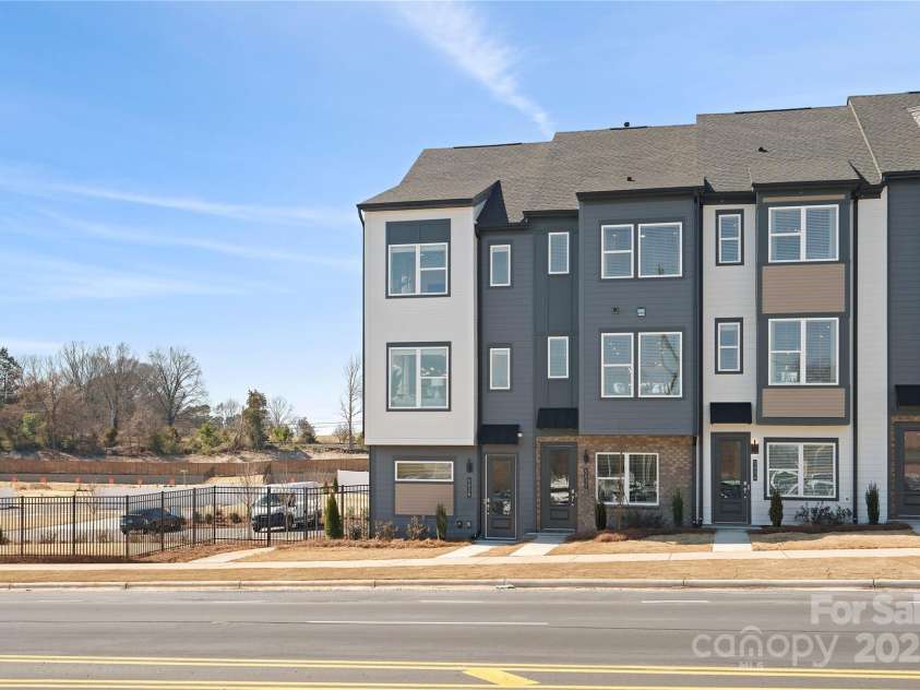 5509 Swaling Street, Charlotte, NC 28217.  MLS# CAR4249343, YatesRealty ID 32096. The Braden | Model Home *actual finishes, structural selections, and orientation may vary