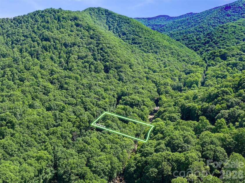 552 Fork Road, Burnsville, NC 28714.  MLS# CAR4395564, YatesRealty ID 32097. 