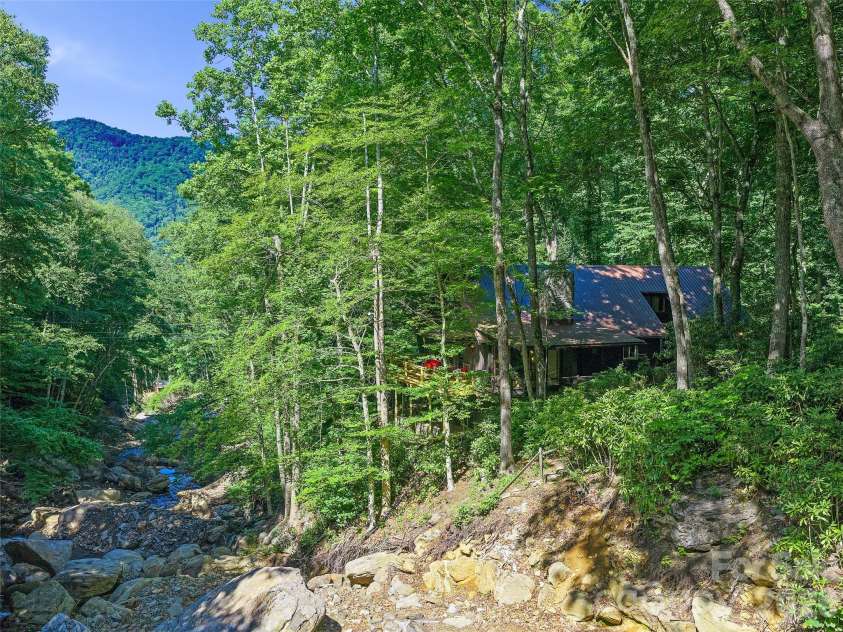 552 Fork Road, Burnsville, NC 28714.  MLS# CAR4395564, YatesRealty ID 32097. Mountain Views and increase in visibility in the Fall, Winter and Spring seasons 