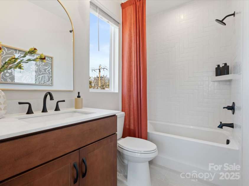 5636 Kingspan Drive, Charlotte, NC 28217.  MLS# CAR4211544, YatesRealty ID 32097. Roan Model Home Secondary Full Bath | Southmont *actual finishes, color scheme, orientation vary on this home. Furniture not included