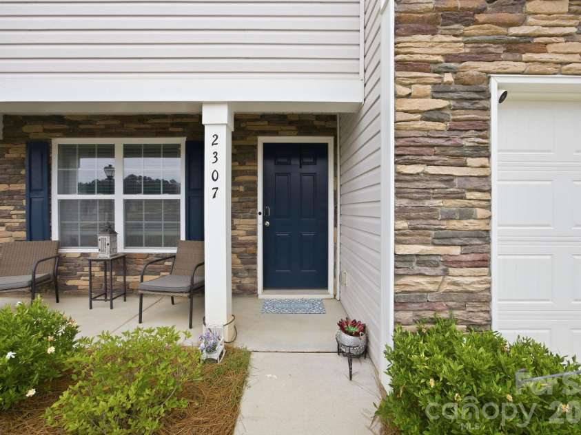 2307 Meadow Stream Drive, Sherrills Ford, NC 28673.  MLS# CAR4389090, YatesRealty ID 32098. 