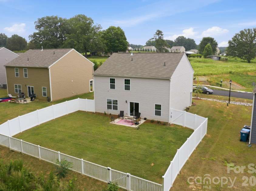 2307 Meadow Stream Drive, Sherrills Ford, NC 28673.  MLS# CAR4389090, YatesRealty ID 32098. 
