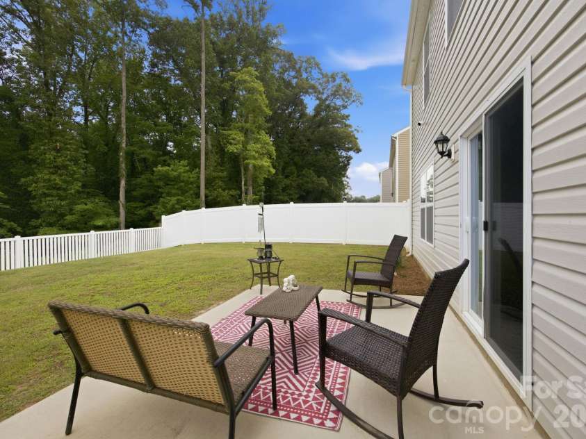 2307 Meadow Stream Drive, Sherrills Ford, NC 28673.  MLS# CAR4389090, YatesRealty ID 32098. 
