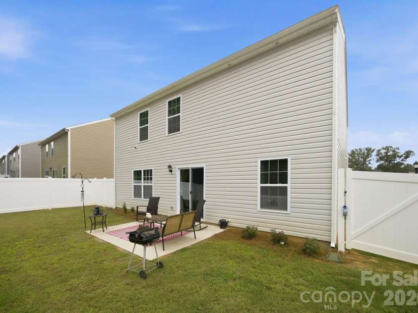 2307 Meadow Stream Drive, Sherrills Ford, NC 28673.  MLS# CAR4389090, YatesRealty ID 32098. 
