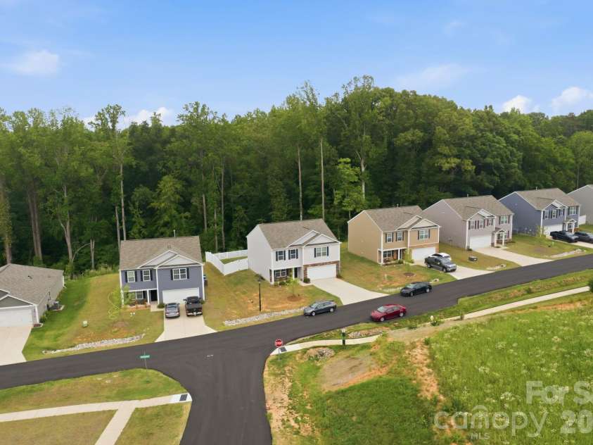 2307 Meadow Stream Drive, Sherrills Ford, NC 28673.  MLS# CAR4389090, YatesRealty ID 32098. 