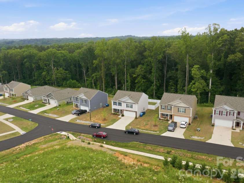 2307 Meadow Stream Drive, Sherrills Ford, NC 28673.  MLS# CAR4389090, YatesRealty ID 32098. 