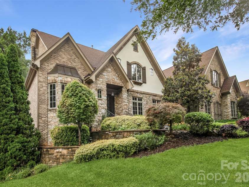 1616 Lookout Circle, Waxhaw, NC 28173.  MLS# CAR4386194, YatesRealty ID 32099. 