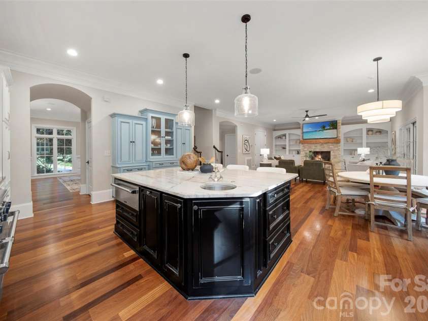 1616 Lookout Circle, Waxhaw, NC 28173.  MLS# CAR4386194, YatesRealty ID 32099. 