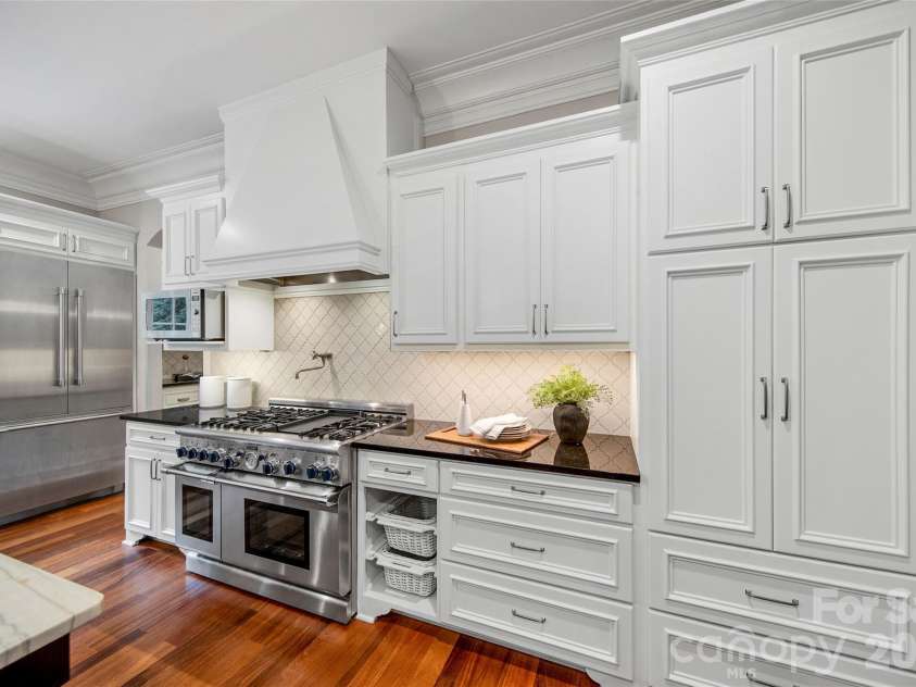 1616 Lookout Circle, Waxhaw, NC 28173.  MLS# CAR4386194, YatesRealty ID 32099. 