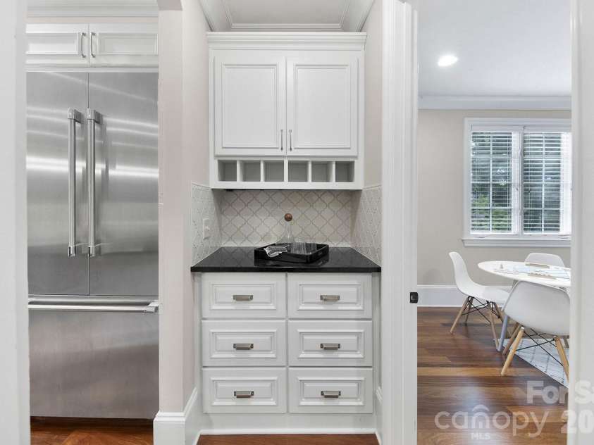 1616 Lookout Circle, Waxhaw, NC 28173.  MLS# CAR4386194, YatesRealty ID 32099. 