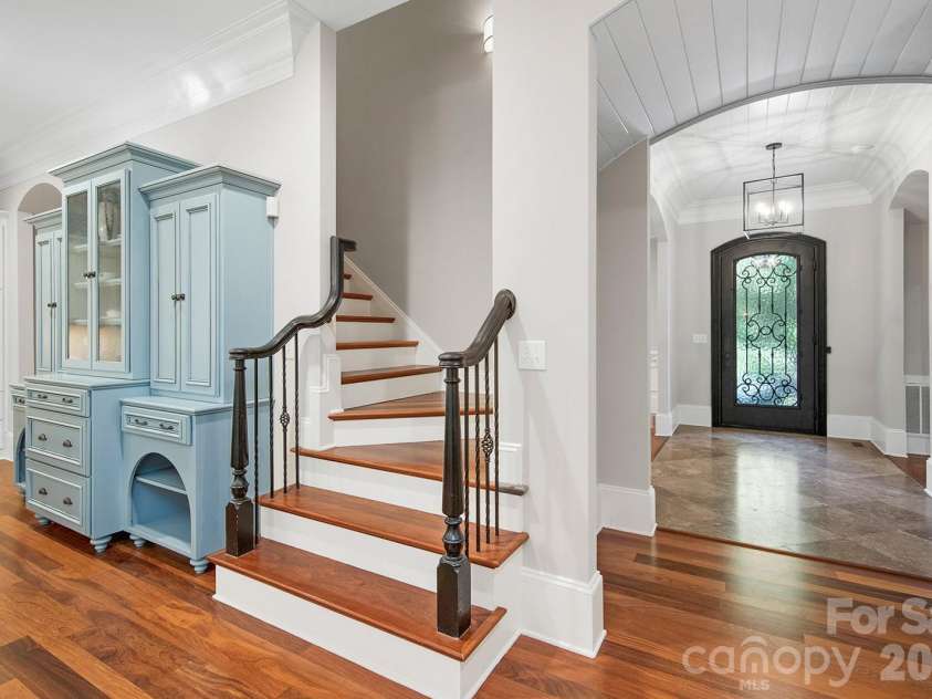 1616 Lookout Circle, Waxhaw, NC 28173.  MLS# CAR4386194, YatesRealty ID 32099. 