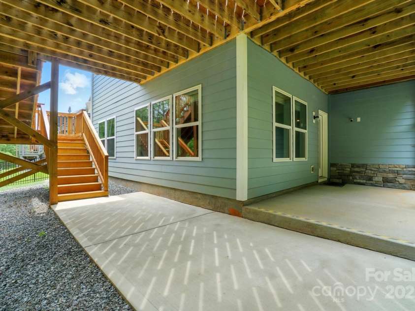 25622 Seagull Drive, Lancaster, SC 29720.  MLS# CAR4197306, YatesRealty ID 3210. Covered patio