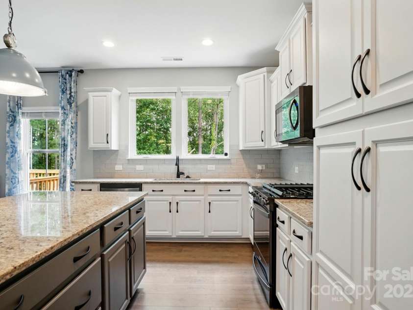 25622 Seagull Drive, Lancaster, SC 29720.  MLS# CAR4197306, YatesRealty ID 3210. Kitchen