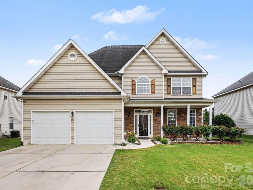 652 Winding Branch Road, Rock Hill, SC 29732.  MLS# CAR4394771, YatesRealty ID 32100. 