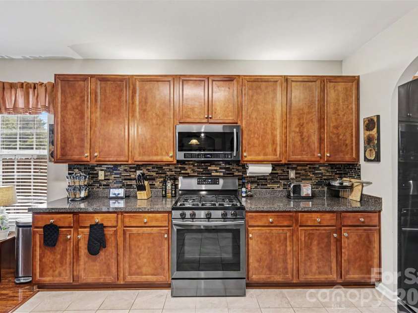 652 Winding Branch Road, Rock Hill, SC 29732.  MLS# CAR4394771, YatesRealty ID 32100. 