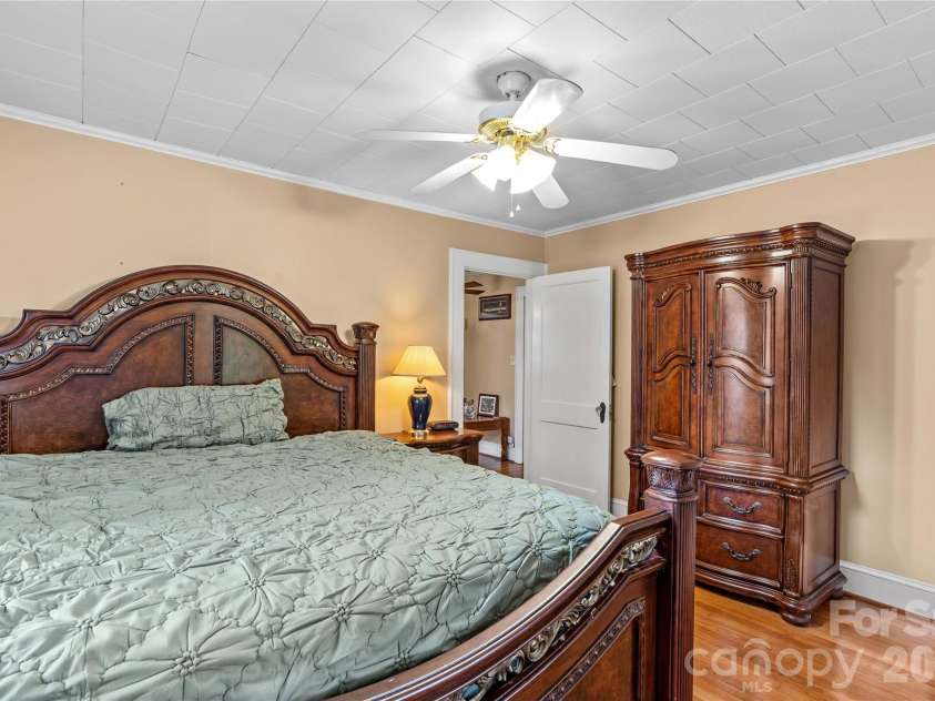 167 Rinehardt Road, Mooresville, NC 28115.  MLS# CAR4389996, YatesRealty ID 32101. 