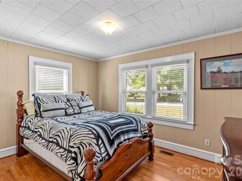 167 Rinehardt Road, Mooresville, NC 28115.  MLS# CAR4389996, YatesRealty ID 32101. 