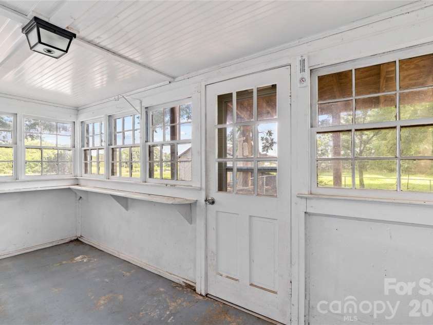 167 Rinehardt Road, Mooresville, NC 28115.  MLS# CAR4389996, YatesRealty ID 32101. 