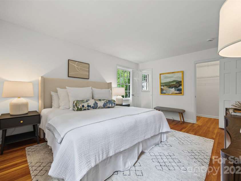 6511 Windyrush Road, Charlotte, NC 28226.  MLS# CAR4289424, YatesRealty ID 32102. 