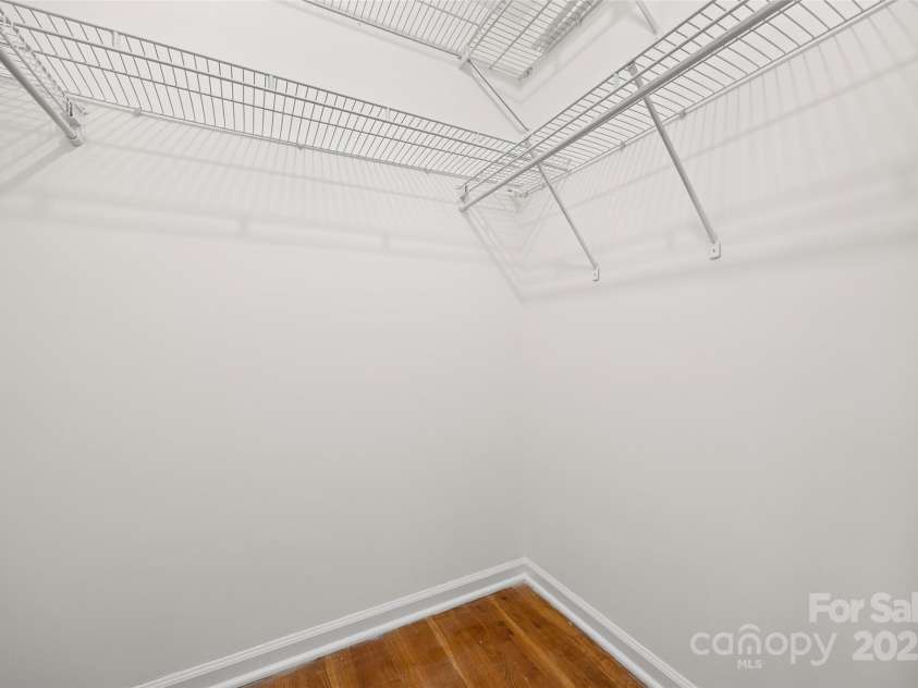 6511 Windyrush Road, Charlotte, NC 28226.  MLS# CAR4289424, YatesRealty ID 32102. 