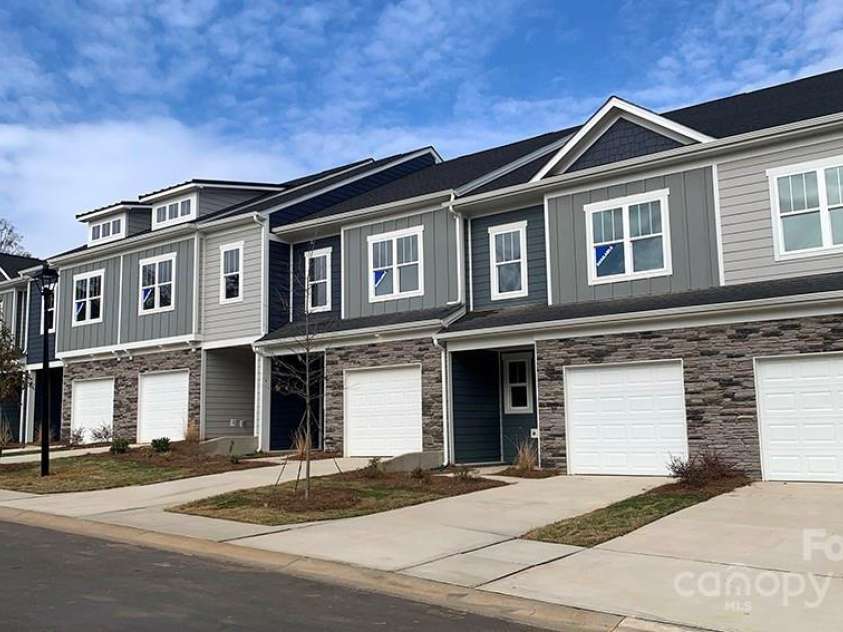 2547 Ruby Dixon Crossing Drive, Gastonia, NC 28056.  MLS# CAR4266093, YatesRealty ID 32103. Photos are representational - Exterior