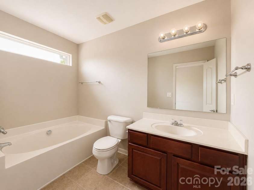 9436 Rosewood Meadow Lane, Huntersville, NC 28078.  MLS# CAR4395846, YatesRealty ID 32105. 