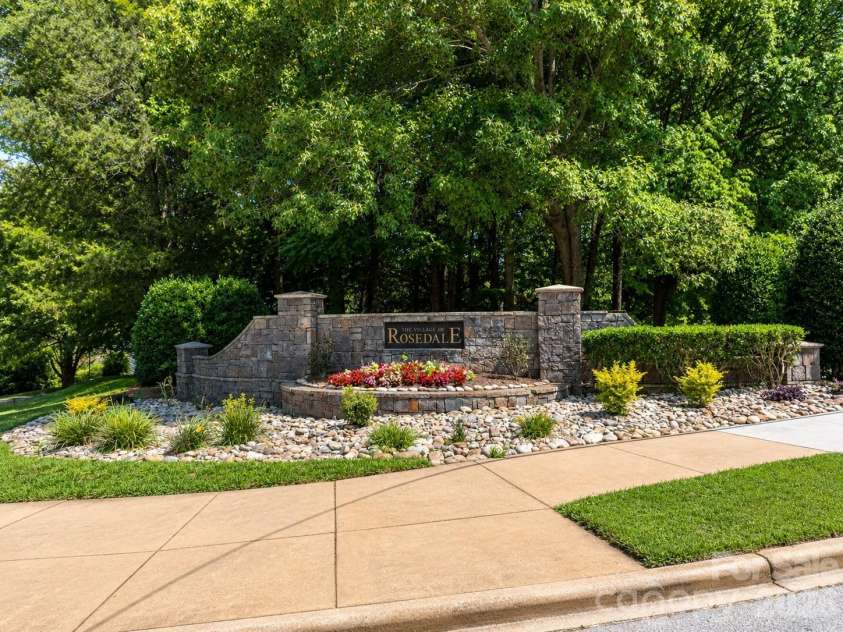 9436 Rosewood Meadow Lane, Huntersville, NC 28078.  MLS# CAR4395846, YatesRealty ID 32105. 