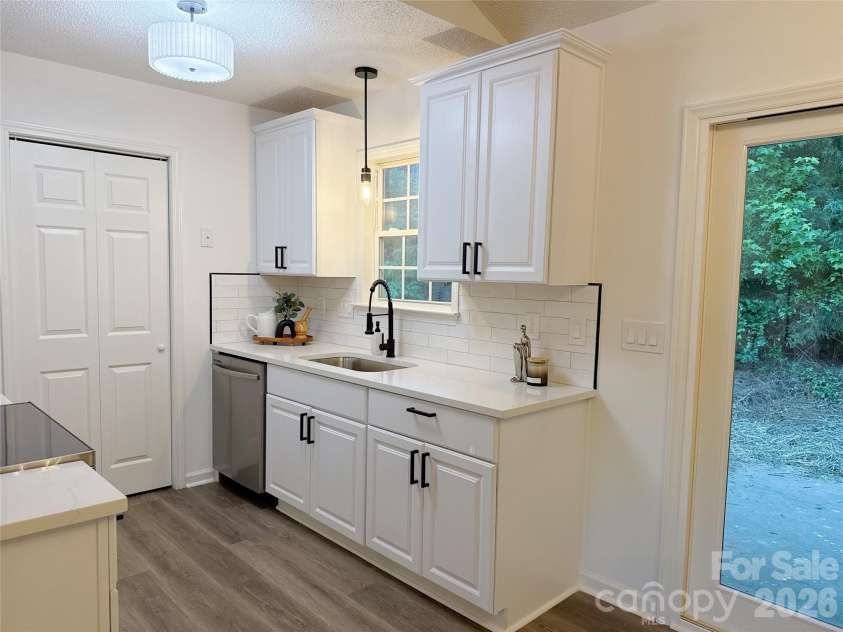 364 Masters Drive, Rock Hill, SC 29732.  MLS# CAR4395193, YatesRealty ID 32106. 